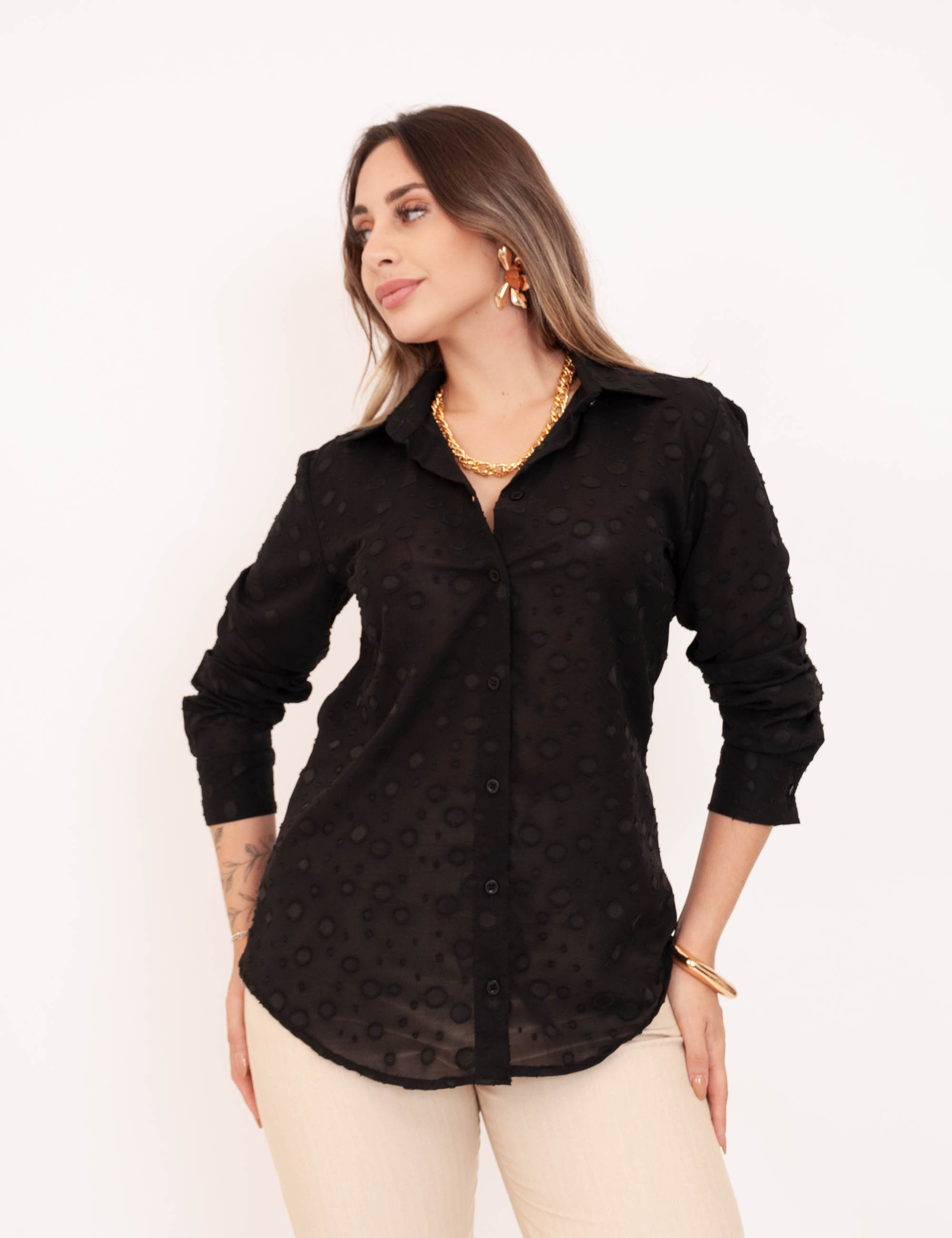 Camisa Voal Texturizada Preto