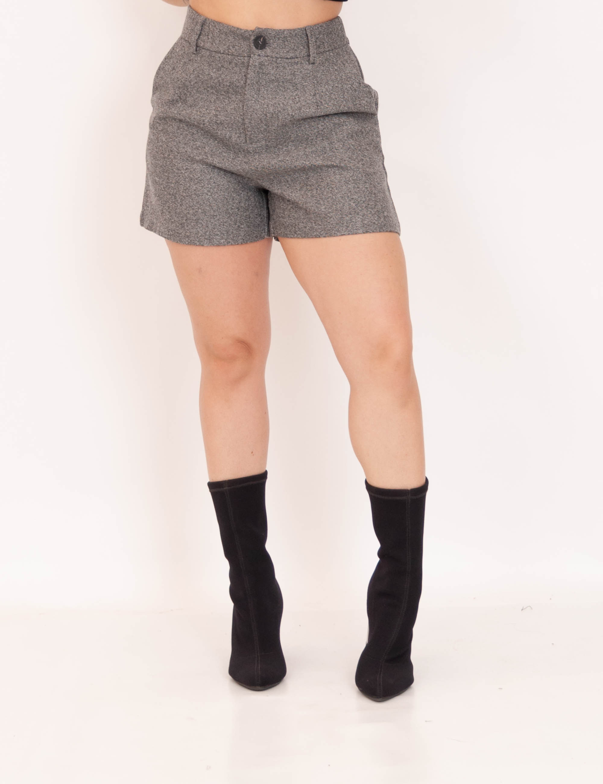 Short Amara Lã Batida Cinza