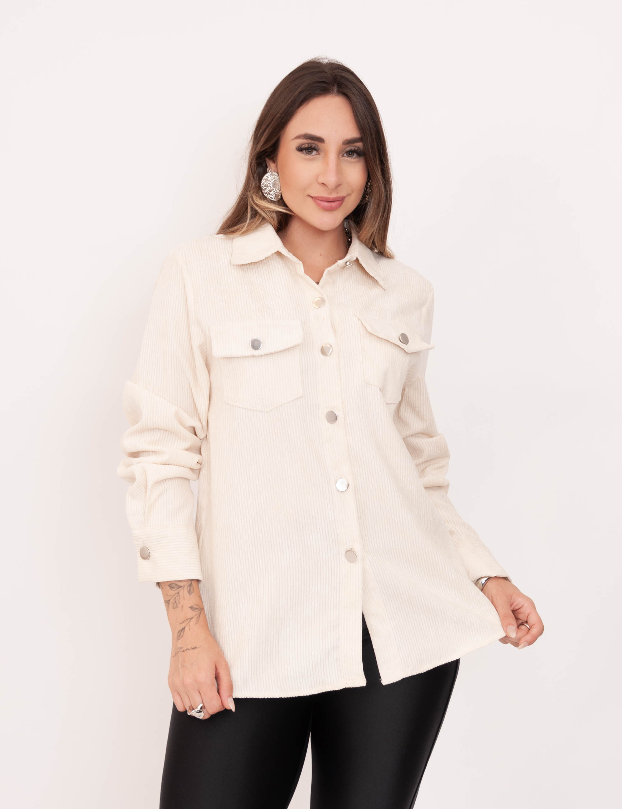 Camisa Cotelê Botões Creme