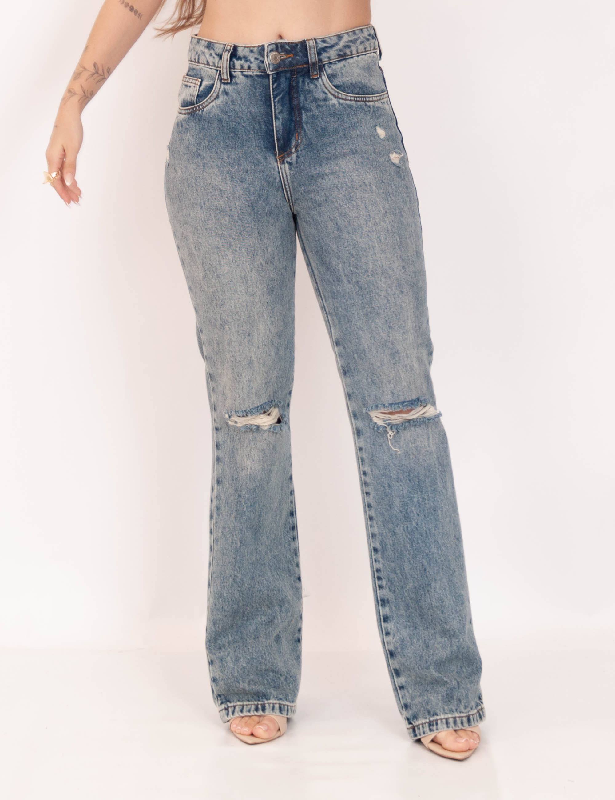 Calça Reta Destroyed Jeans Médio