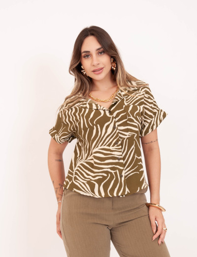 Camisa Cropped Folhas Verde