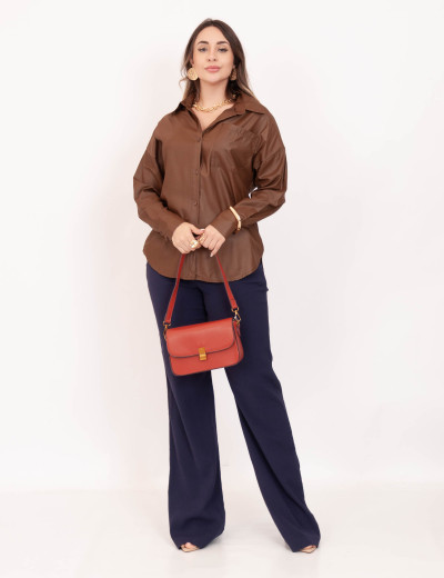 Camisa Resinada Bolso Marrom