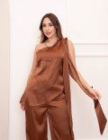 Blusa Assimétrica Cetim Caramelo